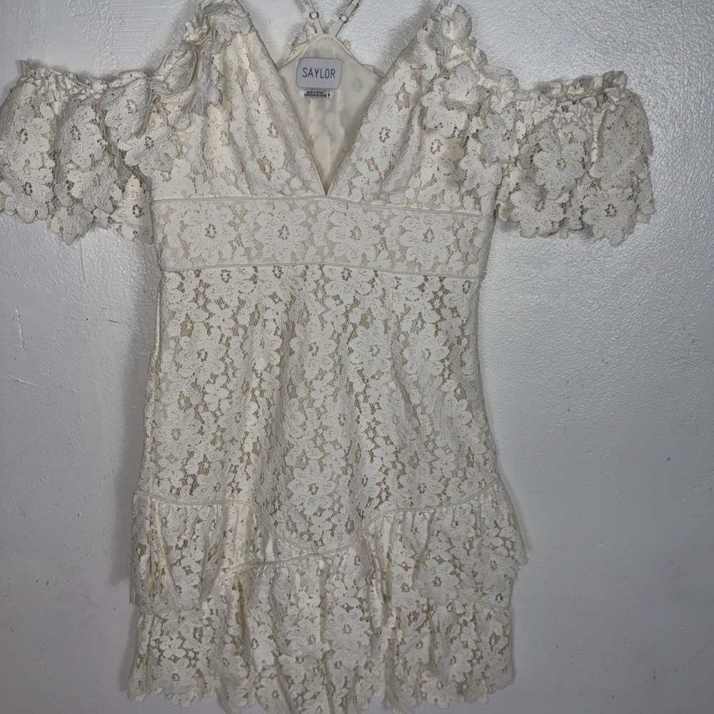 Saylor Dana Dress in White Cream Coated Lace Off the Shoukder Ruffled Size M - Picture 3 of 7